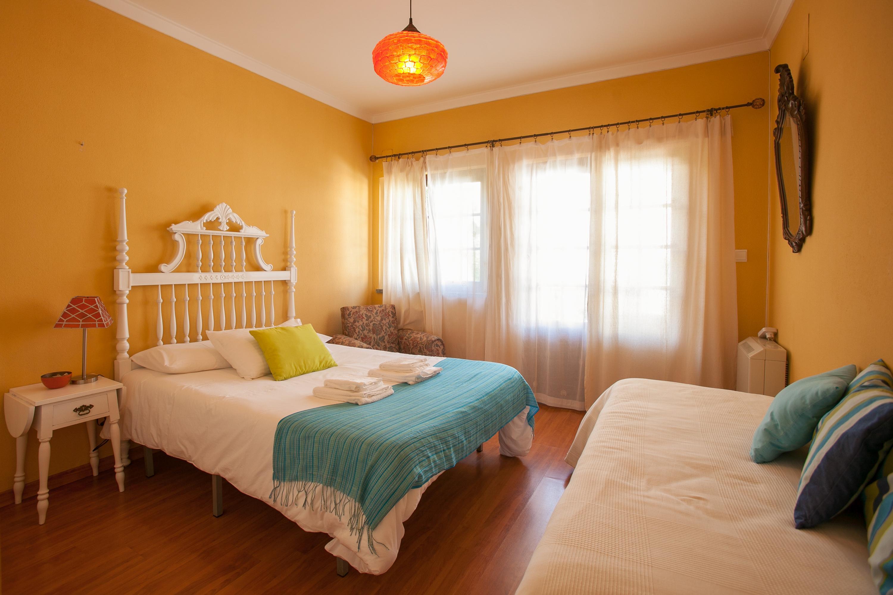 Hostal Chill Hill & Private - Peach Garden Ericeira