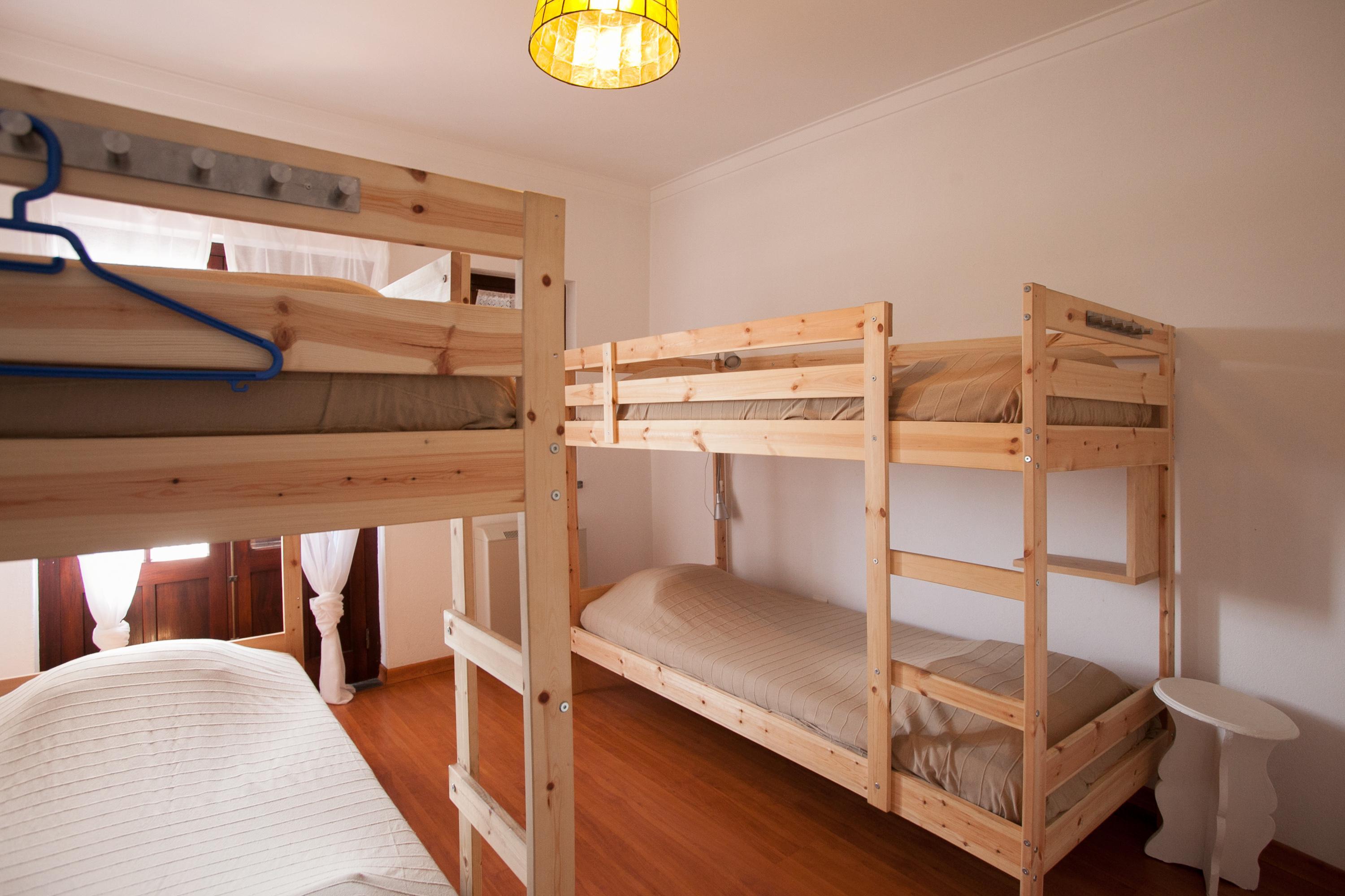 Hostal Chill Hill & Private - Peach Garden Ericeira