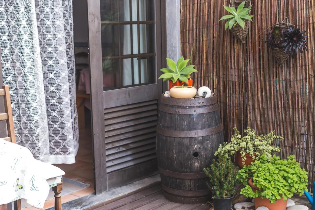 Hostal Chill Hill & Private - Peach Garden Ericeira