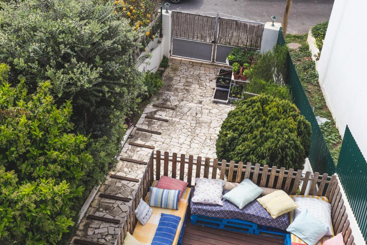 Hostal Chill Hill & Private - Peach Garden Ericeira