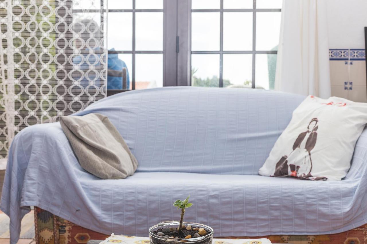 Hostal Chill Hill & Private - Peach Garden Ericeira