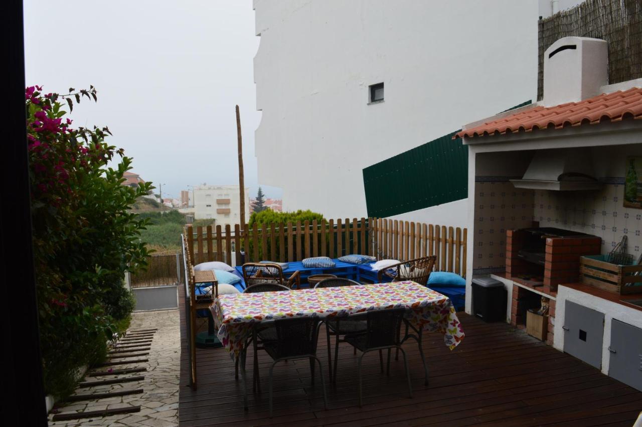 Hostal Chill Hill & Private - Peach Garden Ericeira